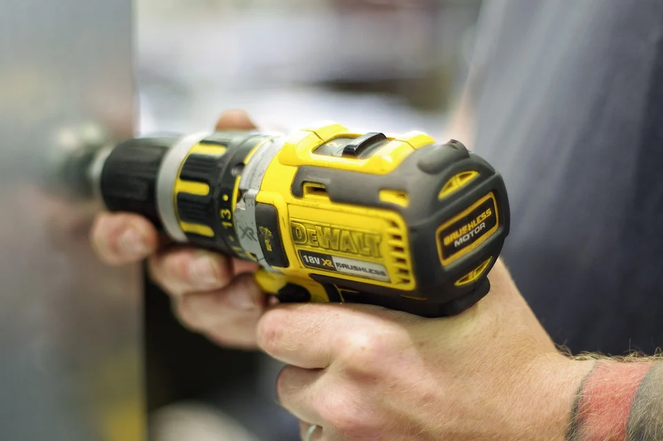 outils bricolage dewalt