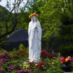embellir votre jardin avec des statues religieuses